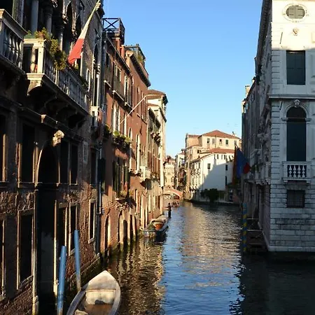 Castello 5888 C, Santa Marina, Calle Marcello, Loft Venice
