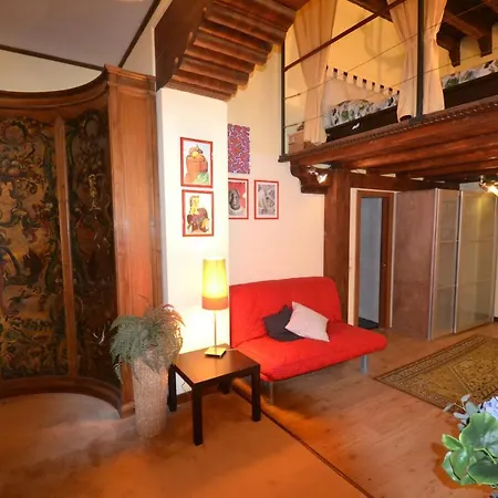 Castello 5888 C, Santa Marina, Calle Marcello, Loft Βενετία